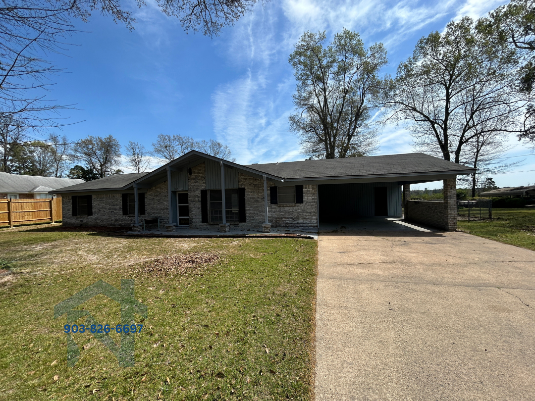 1025 Crestview Drive South